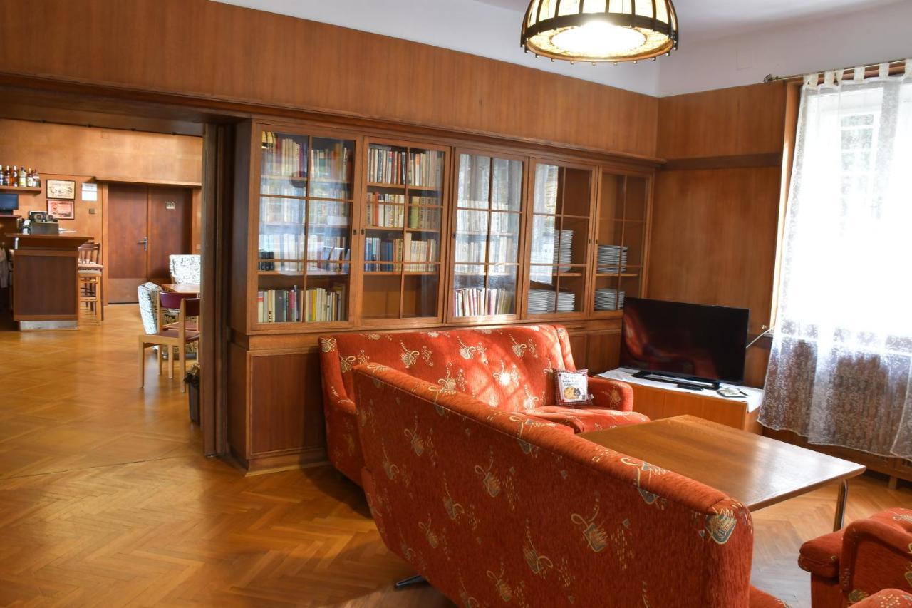 Sola Gratia Hotel Bystřice pod Hostýnem Екстериор снимка